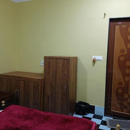 Anjali Homestay - 10 Mins From Airport Siliguri Exteriör bild